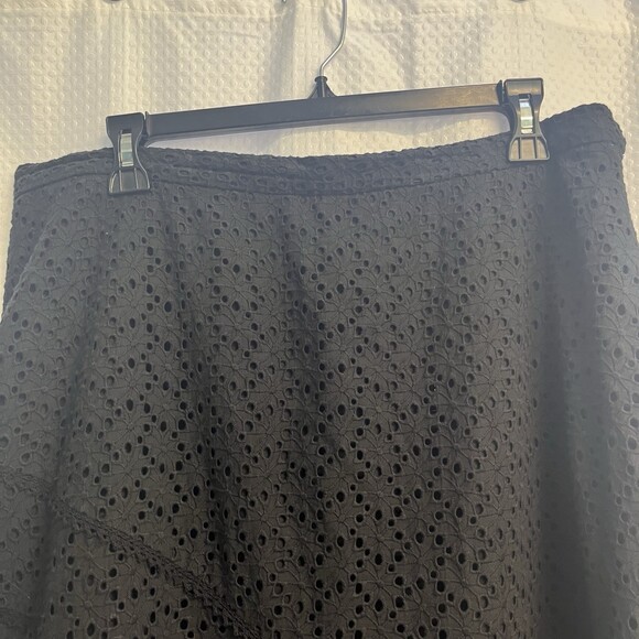 Coldwater Creek Women’s Black Eyelet Bias Cut Midi Skirt Large Cottagecore - Picture 3 of 5